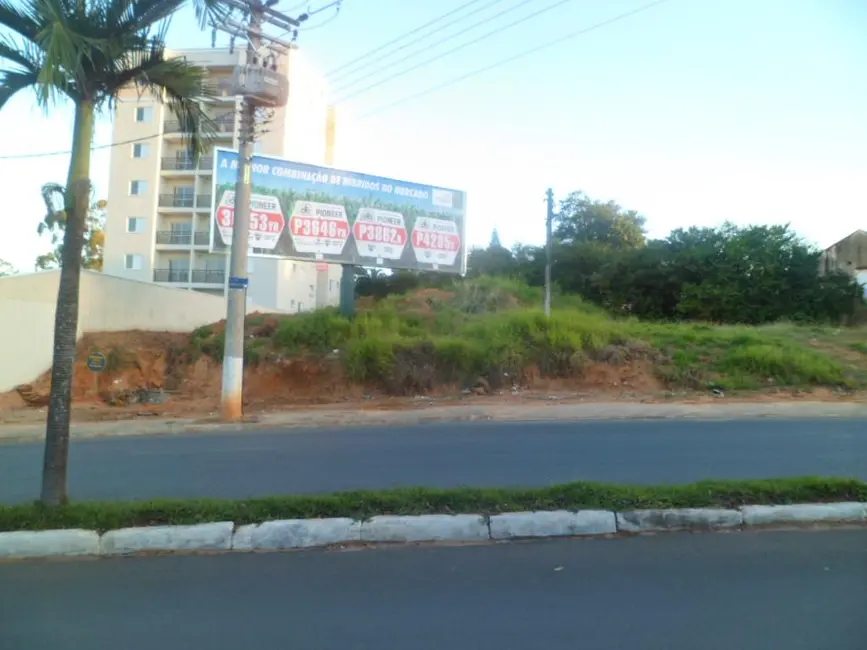 Foto 3 de Terreno / Lote à venda, 2504m2 em Centro, Elias Fausto - SP