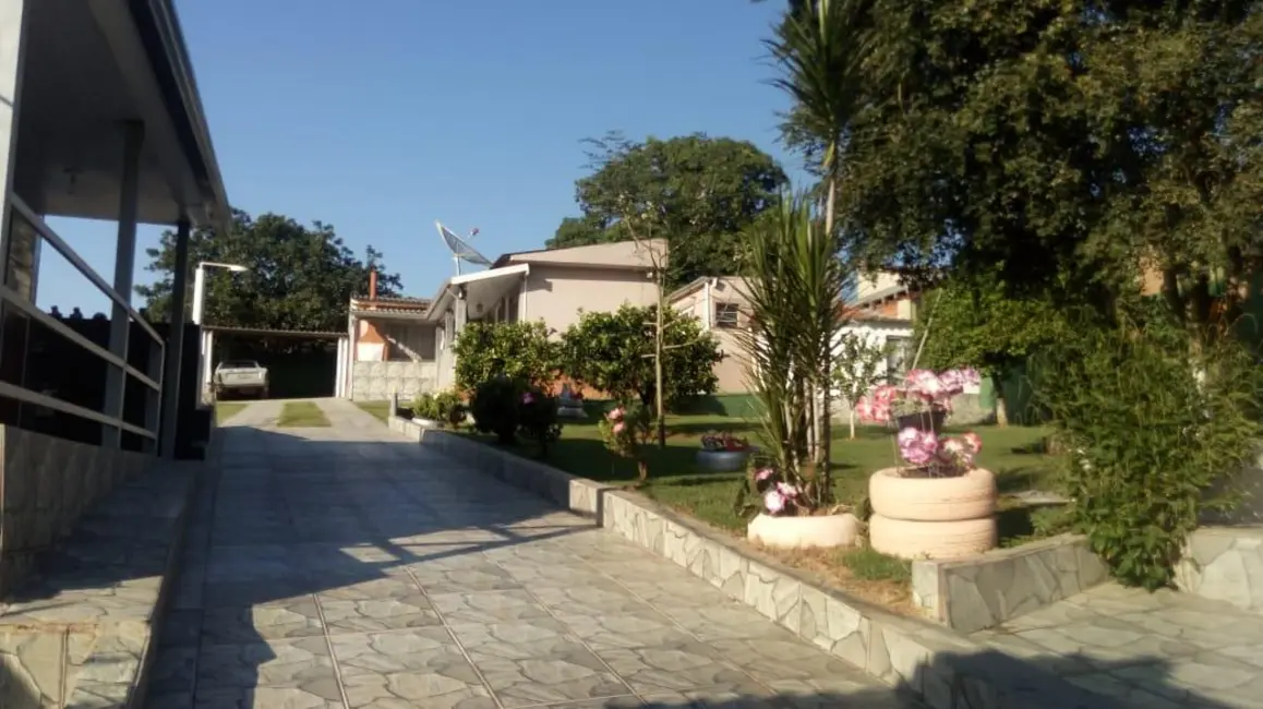 Foto 3 de Chácara com 5 quartos à venda, 1000m2 em Jardim Buru, Salto - SP