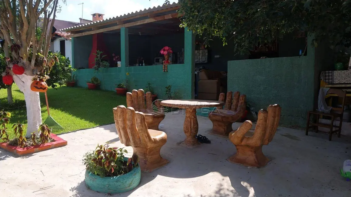 Chácara com 5 quartos à venda, 1000m2 em Jardim Buru, Salto - SP - imagem 9 Foto 9 de Chácara com 5 quartos à venda, 1000m2 em Jardim Buru, Salto - SP