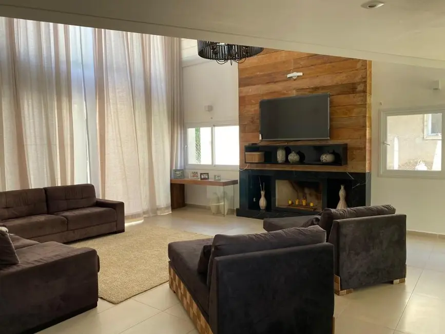 Casa de Condomínio com 5 quartos à venda, 1171m2 em Itupeva - SP - imagem 5 Foto 5 de Casa de Condomínio com 5 quartos à venda, 1171m2 em Itupeva - SP