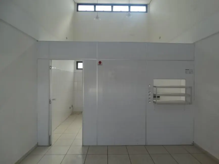 Foto 3 de Sala Comercial para alugar, 32m2 em Medeiros, Jundiai - SP
