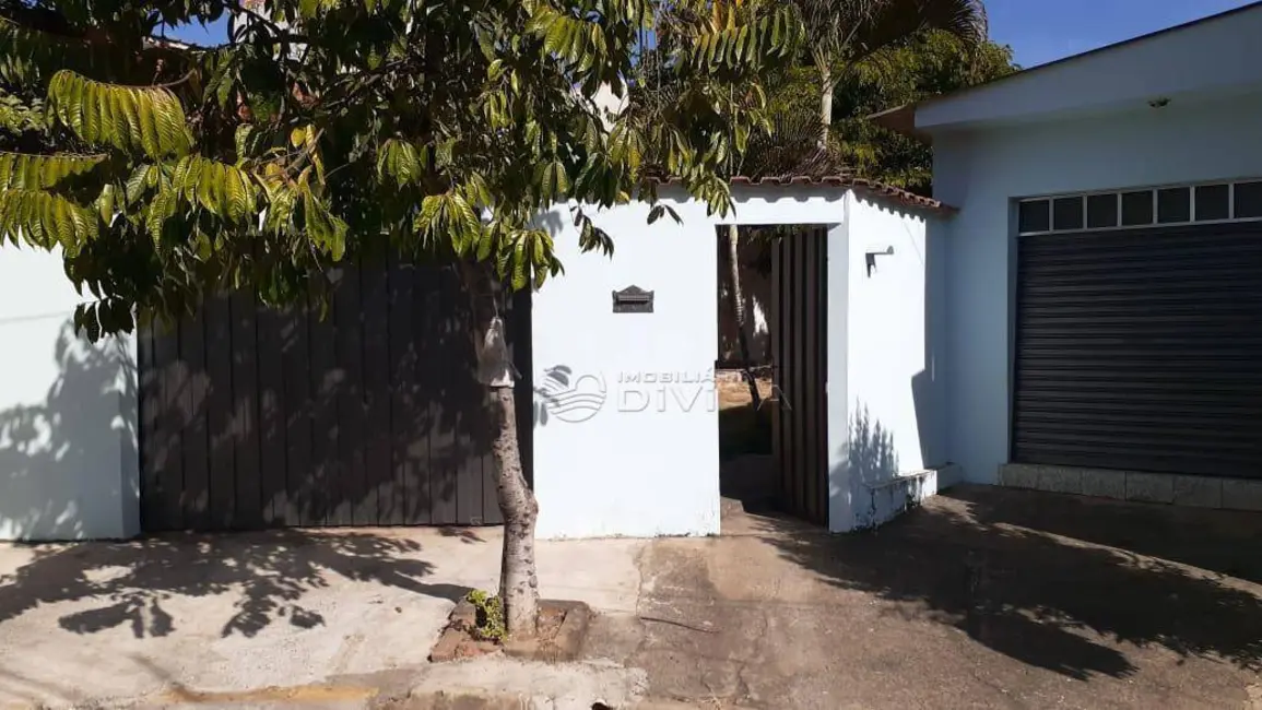 Casa com 2 quartos à venda, 250m2 em Elias Fausto - SP - imagem 2 Foto 2 de Casa com 2 quartos à venda, 250m2 em Elias Fausto - SP