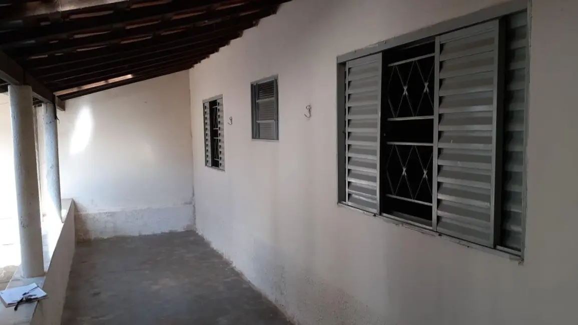 Foto 9 de Casa com 2 quartos à venda, 250m2 em Elias Fausto - SP