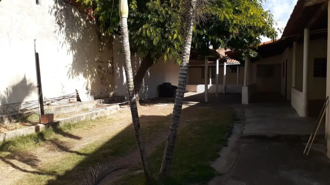 Foto 5 de Casa com 2 quartos à venda, 250m2 em Elias Fausto - SP