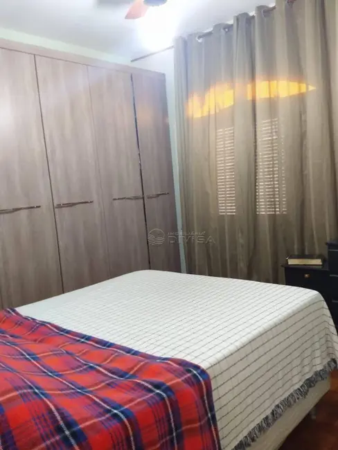 Foto 9 de Casa com 3 quartos à venda, 250m2 em Jardim Marília, Salto - SP