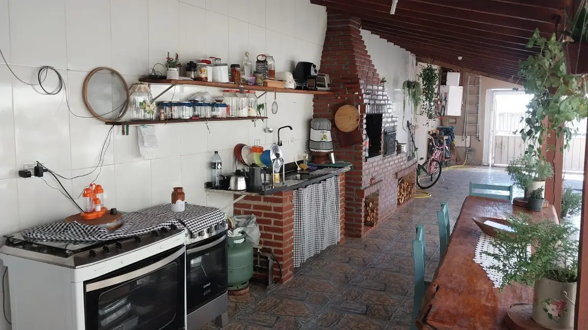 Foto 6 de Casa com 3 quartos à venda, 250m2 em Elias Fausto - SP