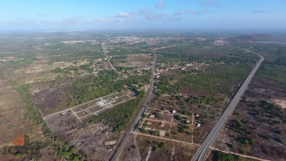 Foto 2 de Terreno / Lote à venda, 1360m2 em Centro, Cascavel - CE