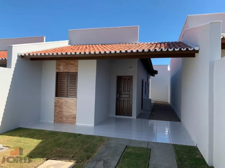 Foto 1 de Casa com 2 quartos à venda, 79m2 em Mal Cozinhado, Horizonte - CE
