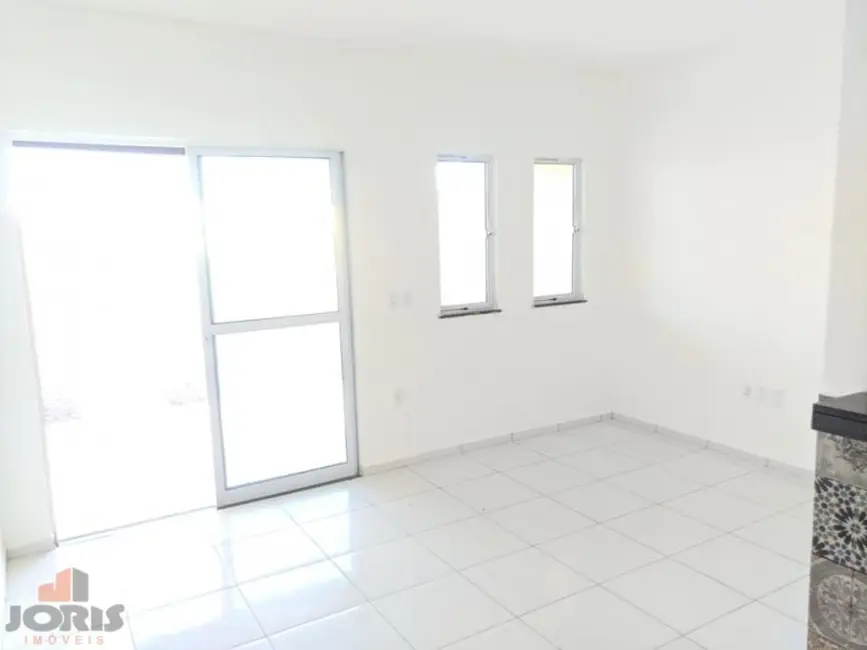 Casa com 2 quartos à venda, 81m2 em Itaitinga - CE - imagem 6 Foto 6 de Casa com 2 quartos à venda, 81m2 em Itaitinga - CE