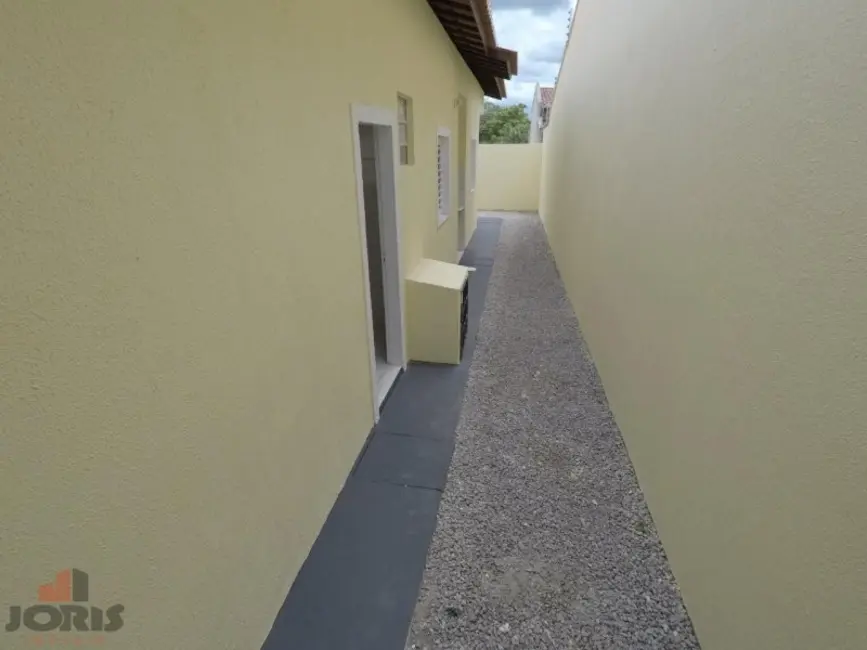 Foto 8 de Casa com 2 quartos à venda, 70m2 em Centro, Horizonte - CE