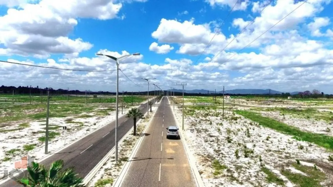 Foto 2 de Terreno / Lote à venda, 160m2 em Centro, Horizonte - CE