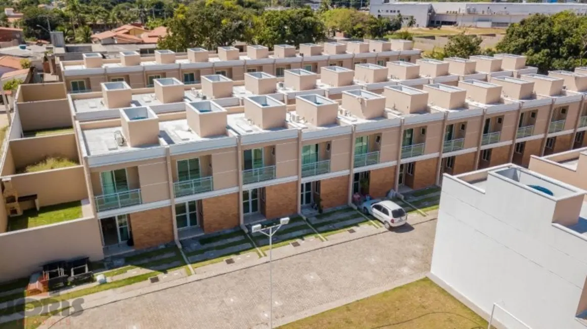 Foto 2 de Casa com 3 quartos à venda, 69m2 em Eusebio - CE