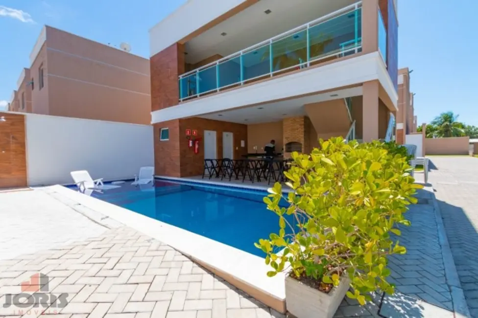 Foto 1 de Casa com 3 quartos à venda, 69m2 em Eusebio - CE