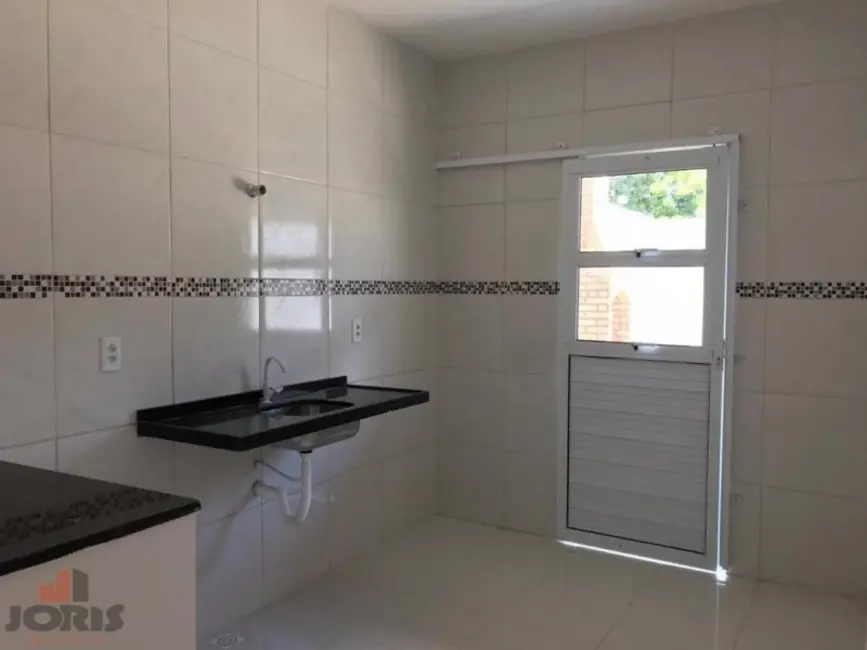 Casa com 2 quartos à venda, 81m2 em Itaitinga - CE - imagem 5 Foto 5 de Casa com 2 quartos à venda, 81m2 em Itaitinga - CE