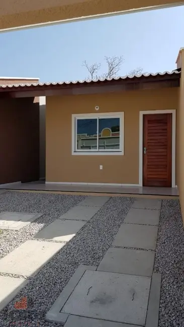 Casa com 2 quartos à venda, 82m2 em Itaitinga - CE - imagem 1 Foto 1 de Casa com 2 quartos à venda, 82m2 em Itaitinga - CE