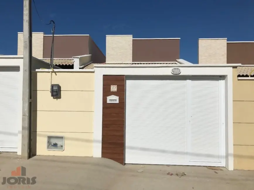 Foto 1 de Casa com 2 quartos à venda, 73m2 em Itaitinga - CE