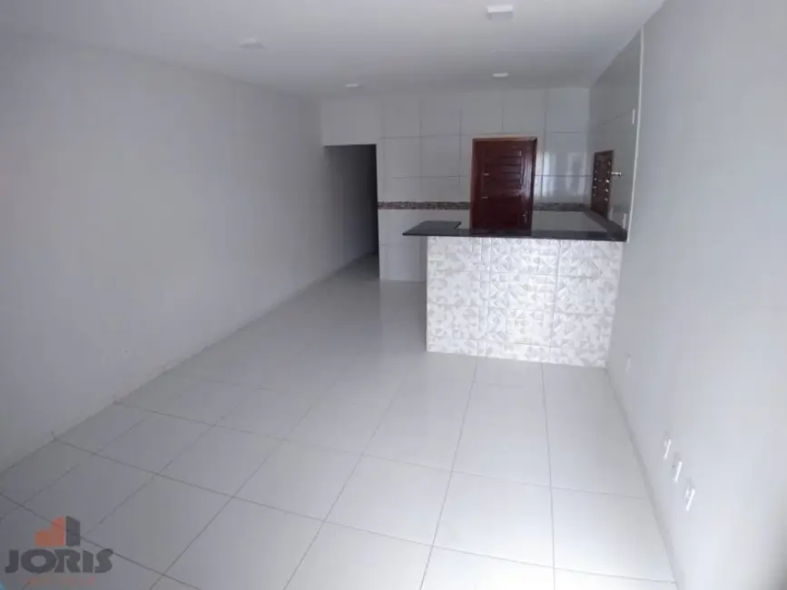 Foto 2 de Casa com 2 quartos à venda, 79m2 em Itaitinga - CE