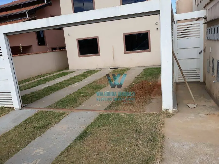 Foto 2 de Apartamento com 2 quartos à venda, 61m2 em Santa Teresa, Pocos De Caldas - MG
