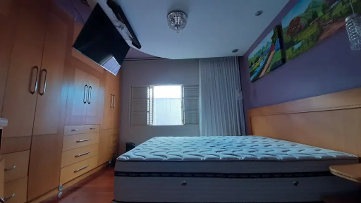 Casa com 4 quartos à venda, 330m2 em Jardim Vitória, Pocos De Caldas - MG - imagem 5 Foto 5 de Casa com 4 quartos à venda, 330m2 em Jardim Vitória, Pocos De Caldas - MG