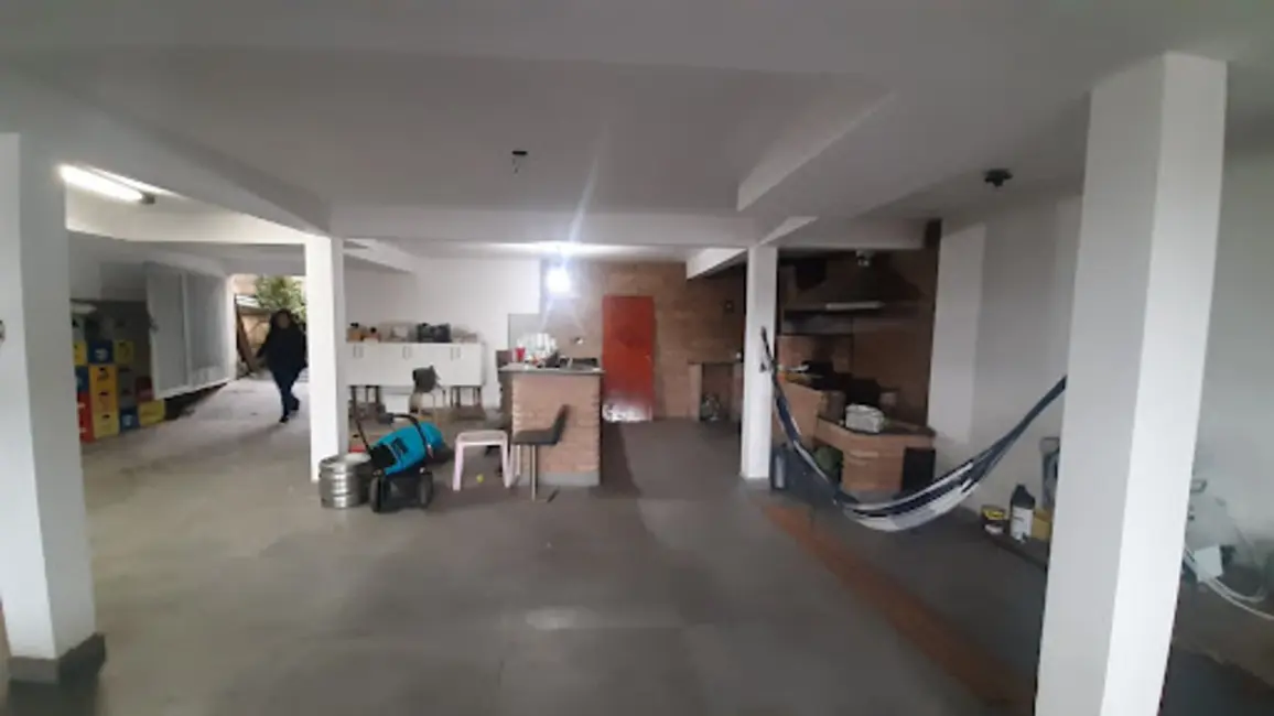 Casa com 2 quartos à venda, 250m2 em Jardim do Contorno, Pocos De Caldas - MG - imagem 6 Foto 6 de Casa com 2 quartos à venda, 250m2 em Jardim do Contorno, Pocos De Caldas - MG