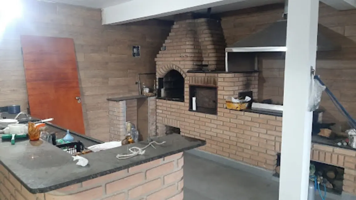 Casa com 2 quartos à venda, 250m2 em Jardim do Contorno, Pocos De Caldas - MG - imagem 9 Foto 9 de Casa com 2 quartos à venda, 250m2 em Jardim do Contorno, Pocos De Caldas - MG