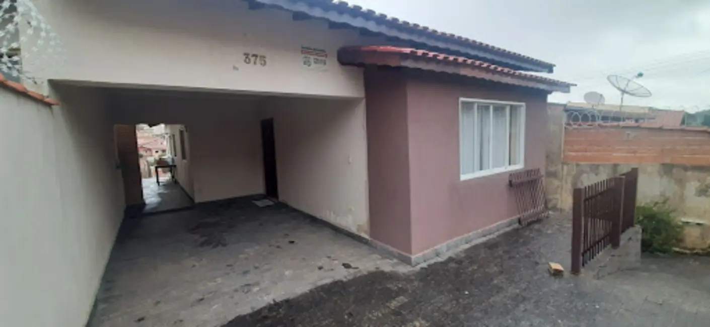 Casa com 2 quartos à venda, 250m2 em Jardim do Contorno, Pocos De Caldas - MG - imagem 3 Foto 3 de Casa com 2 quartos à venda, 250m2 em Jardim do Contorno, Pocos De Caldas - MG