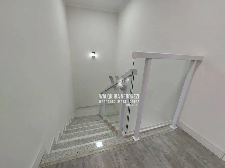 Casa com 4 quartos à venda, 215m2 em Residencial Morumbí, Pocos De Caldas - MG - imagem 7 Foto 7 de Casa com 4 quartos à venda, 215m2 em Residencial Morumbí, Pocos De Caldas - MG