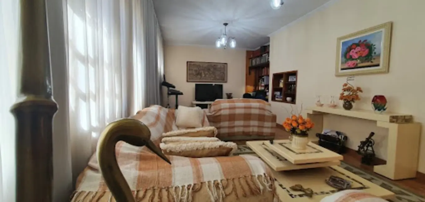 Foto 6 de Casa com 3 quartos à venda, 491m2 em Da Saúde, Pocos De Caldas - MG