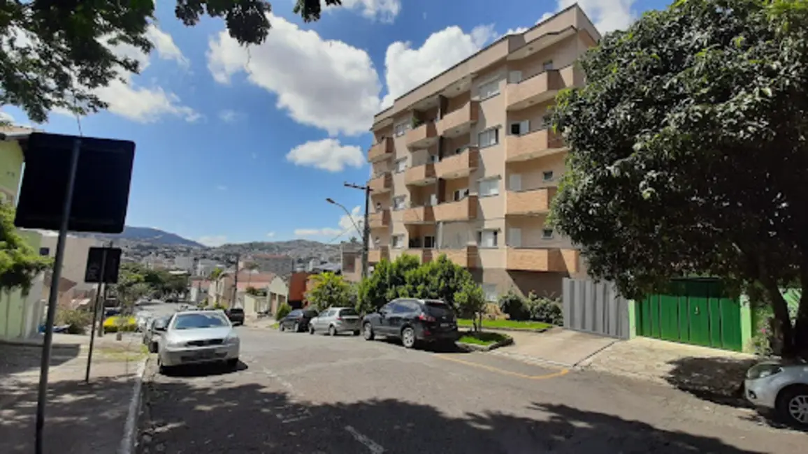 Foto 2 de Apartamento com 2 quartos à venda, 65m2 em Centro, Pocos De Caldas - MG