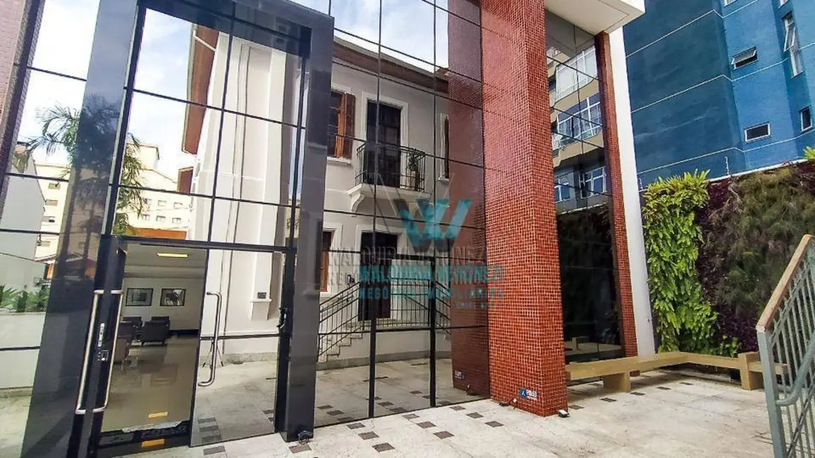 Apartamento com 3 quartos para alugar, 125m2 em Centro, Pocos De Caldas - MG - imagem 9 Foto 9 de Apartamento com 3 quartos para alugar, 125m2 em Centro, Pocos De Caldas - MG