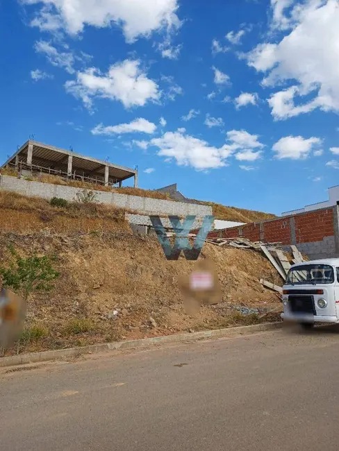 Foto 1 de Terreno / Lote à venda, 450m2 em Pocos De Caldas - MG