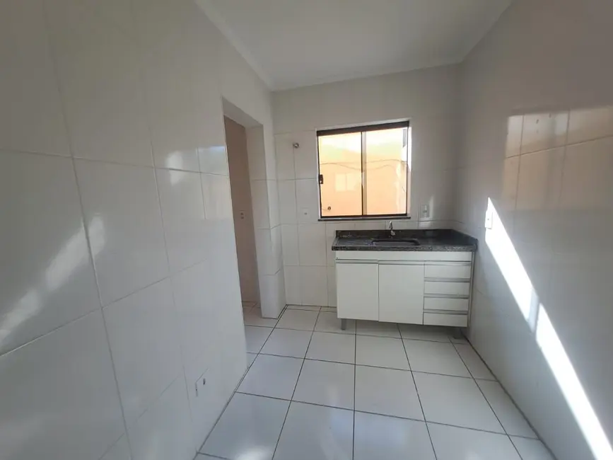 Foto 2 de Apartamento com 2 quartos para alugar, 74m2 em Vila Caio Junqueira, Pocos De Caldas - MG