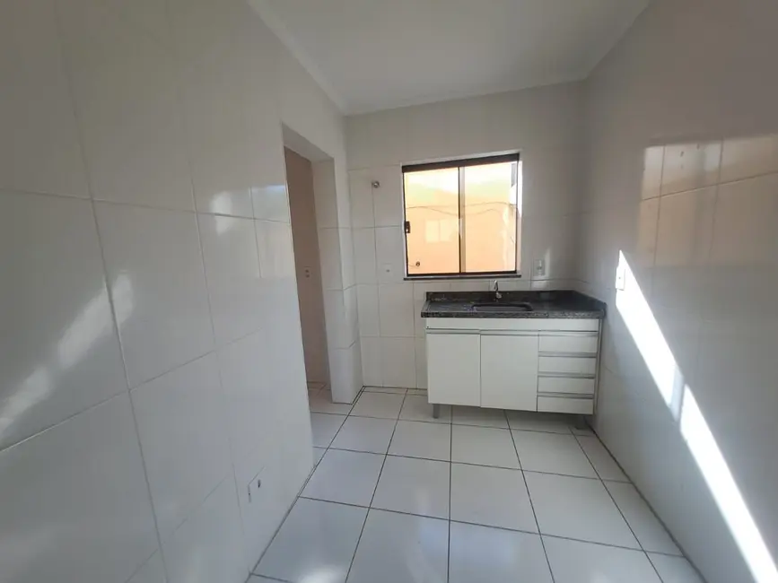 Apartamento com 2 quartos para alugar, 74m2 em Vila Caio Junqueira, Pocos De Caldas - MG - imagem 2 Foto 2 de Apartamento com 2 quartos para alugar, 74m2 em Vila Caio Junqueira, Pocos De Caldas - MG