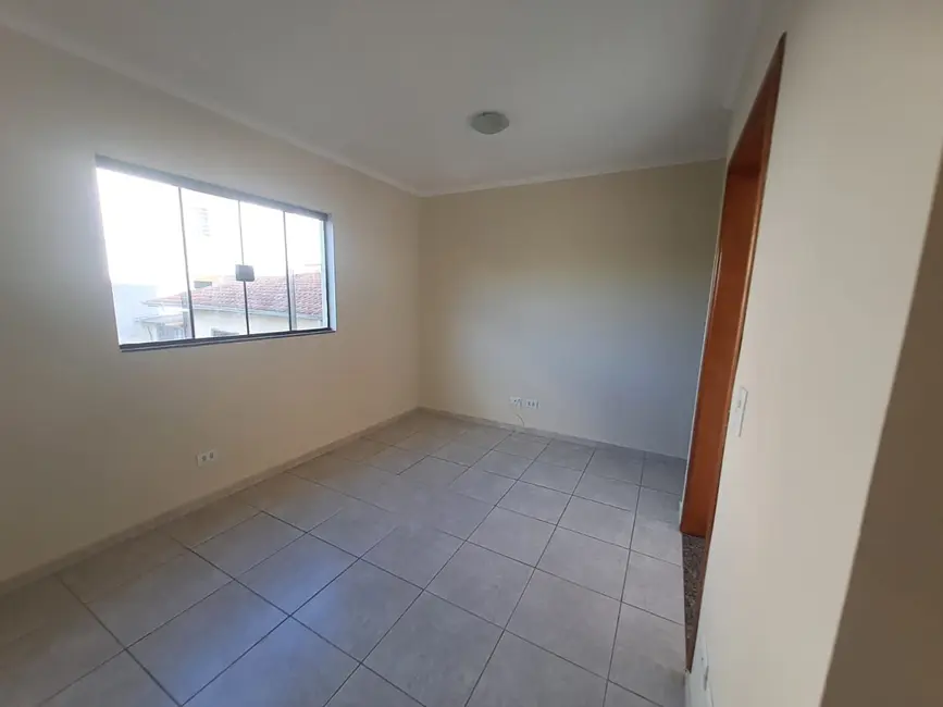 Apartamento com 2 quartos para alugar, 74m2 em Vila Caio Junqueira, Pocos De Caldas - MG - imagem 4 Foto 4 de Apartamento com 2 quartos para alugar, 74m2 em Vila Caio Junqueira, Pocos De Caldas - MG