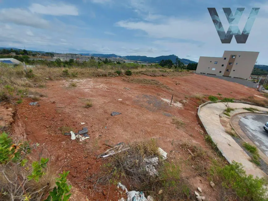 Foto 2 de Terreno / Lote à venda, 571m2 em Pocos De Caldas - MG