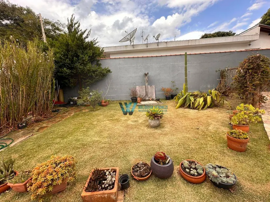 Casa com 3 quartos à venda, 652m2 em Jardim dos Estados, Pocos De Caldas - MG - imagem 7 Foto 7 de Casa com 3 quartos à venda, 652m2 em Jardim dos Estados, Pocos De Caldas - MG