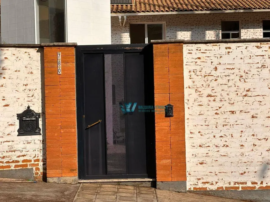 Casa com 3 quartos à venda, 652m2 em Jardim dos Estados, Pocos De Caldas - MG - imagem 4 Foto 4 de Casa com 3 quartos à venda, 652m2 em Jardim dos Estados, Pocos De Caldas - MG