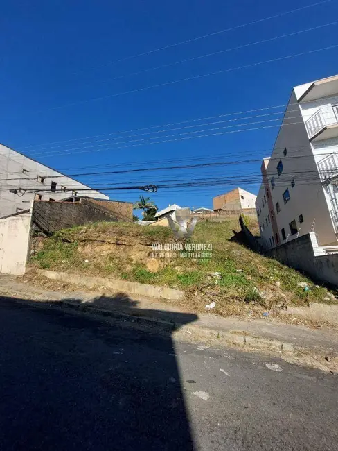 Foto 2 de Terreno / Lote à venda, 580m2 em Jardim Quisisana, Pocos De Caldas - MG