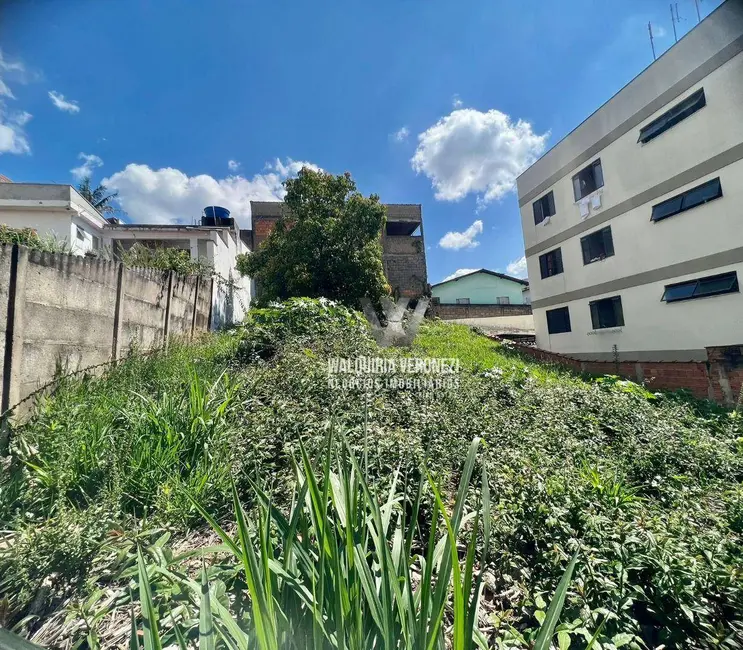 Foto 2 de Terreno / Lote à venda, 300m2 em Santa Ângela, Pocos De Caldas - MG