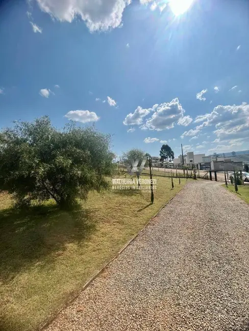 Casa de Condomínio com 3 quartos à venda, 2400m2 em Vila Brasil de Nossa Senhora Aparecida, Pocos De Caldas - MG - imagem 5 Foto 5 de Casa de Condomínio com 3 quartos à venda, 2400m2 em Vila Brasil de Nossa Senhora Aparecida, Pocos De Caldas - MG