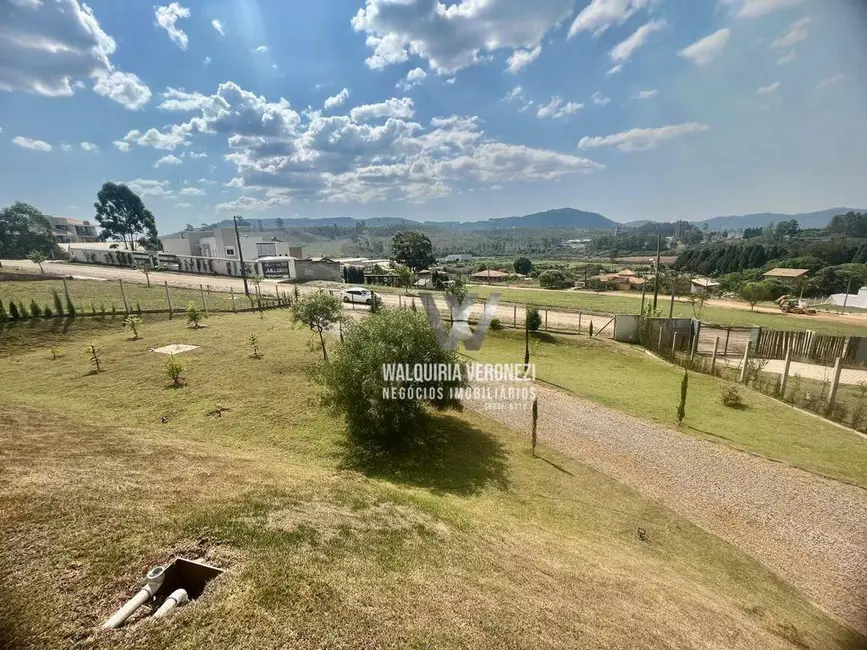 Casa de Condomínio com 3 quartos à venda, 2400m2 em Vila Brasil de Nossa Senhora Aparecida, Pocos De Caldas - MG - imagem 3 Foto 3 de Casa de Condomínio com 3 quartos à venda, 2400m2 em Vila Brasil de Nossa Senhora Aparecida, Pocos De Caldas - MG