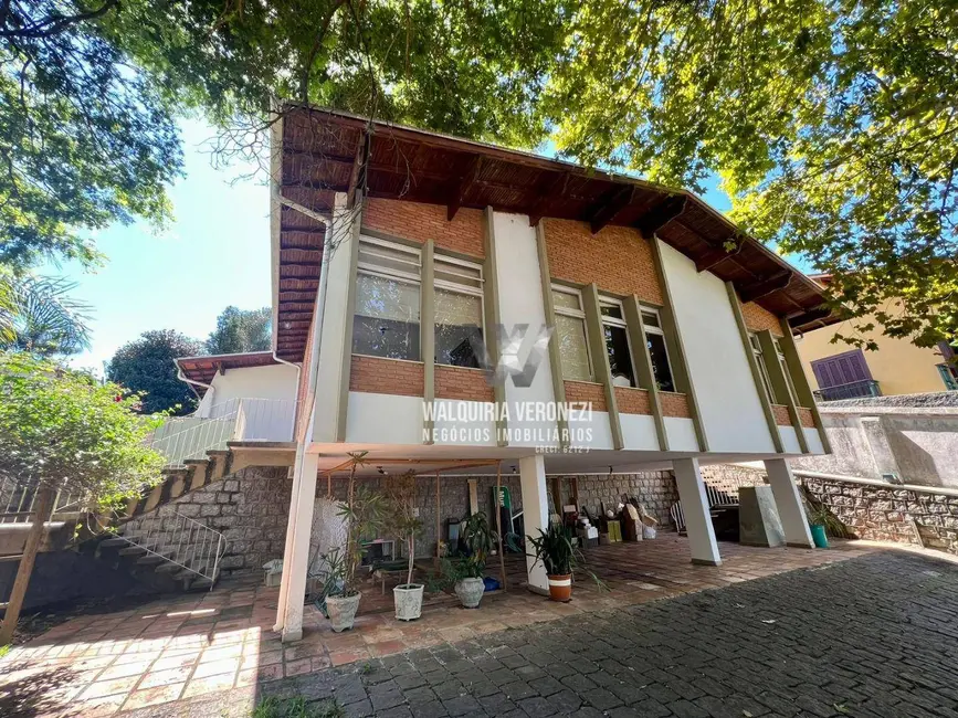 Foto 2 de Casa com 4 quartos à venda, 1000m2 em Cristiano Ozório, Pocos De Caldas - MG