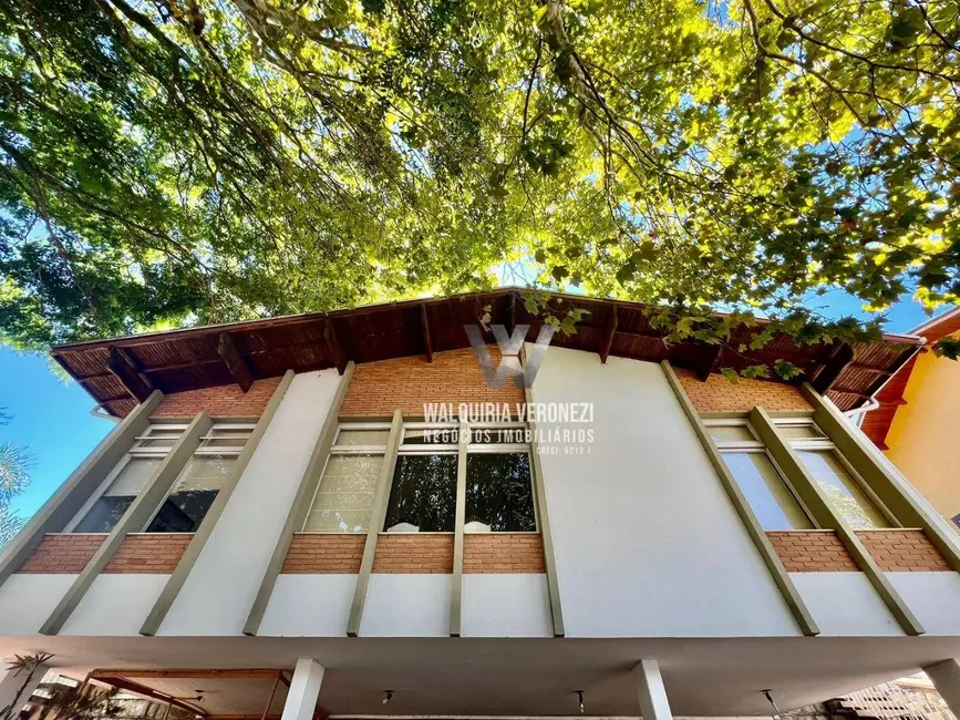 Foto 1 de Casa com 4 quartos à venda, 1000m2 em Cristiano Ozório, Pocos De Caldas - MG