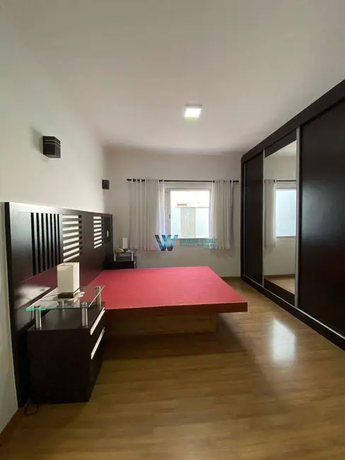 Foto 2 de Casa de Condomínio com 3 quartos à venda, 300m2 em Parque Vivaldi Leite Ribeiro, Pocos De Caldas - MG