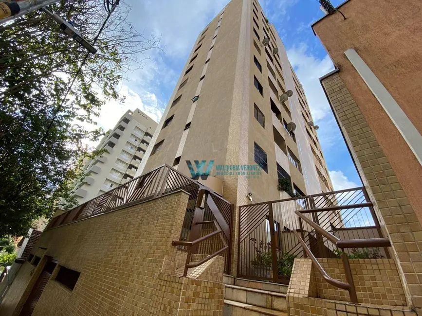 Foto 1 de Apartamento com 2 quartos à venda, 101m2 em Centro, Pocos De Caldas - MG