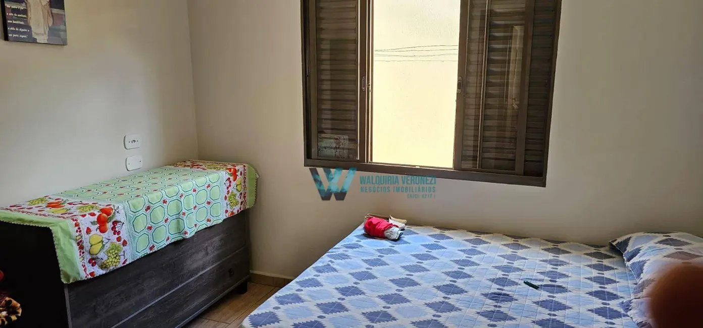 Foto 3 de Casa com 3 quartos à venda, 210m2 em Guaxupe - MG