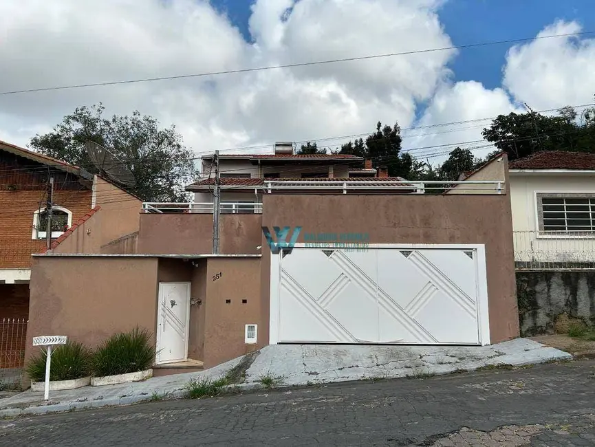 Foto 3 de Casa com 2 quartos à venda, 300m2 em São Domingos, Pocos De Caldas - MG
