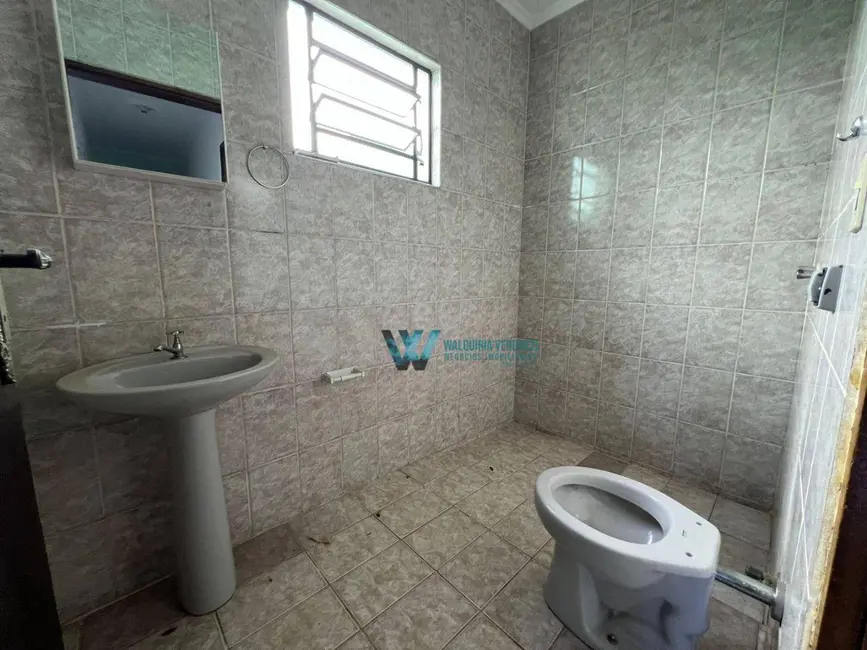 Casa com 2 quartos à venda, 250m2 em Jardim Paraíso, Pocos De Caldas - MG - imagem 8 Foto 8 de Casa com 2 quartos à venda, 250m2 em Jardim Paraíso, Pocos De Caldas - MG