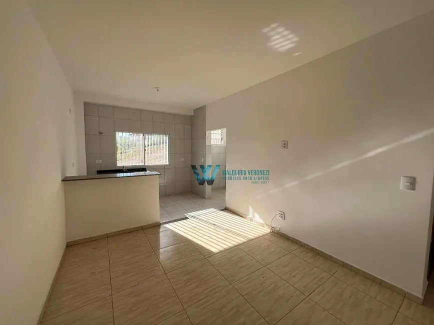 Foto 2 de Apartamento com 2 quartos para alugar, 60m2 em Jardim das Azaléias, Pocos De Caldas - MG