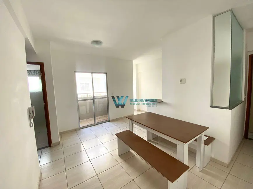 Foto 2 de Apartamento com 2 quartos para alugar, 50m2 em Centro, Pocos De Caldas - MG